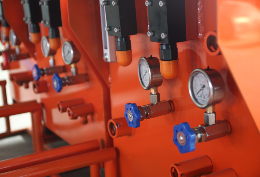 去產(chǎn)能時代，啟睿探水鉆機生產(chǎn)車間依舊忙碌